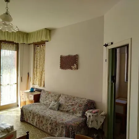 Apartman Monolocale N 2 Vicino Con Dehor *