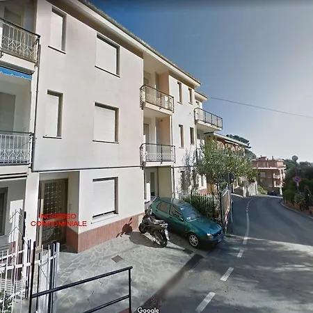 Monolocale N 2 Vicino Con Dehor